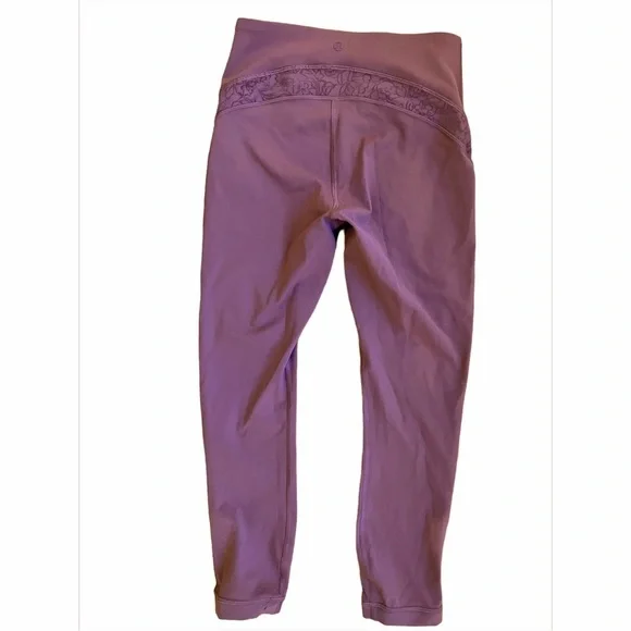 Lululemon Wunder Under Crop High-Rise Leggings Flocked Everlux in Plumful Size 6 - Picture 9 of 9